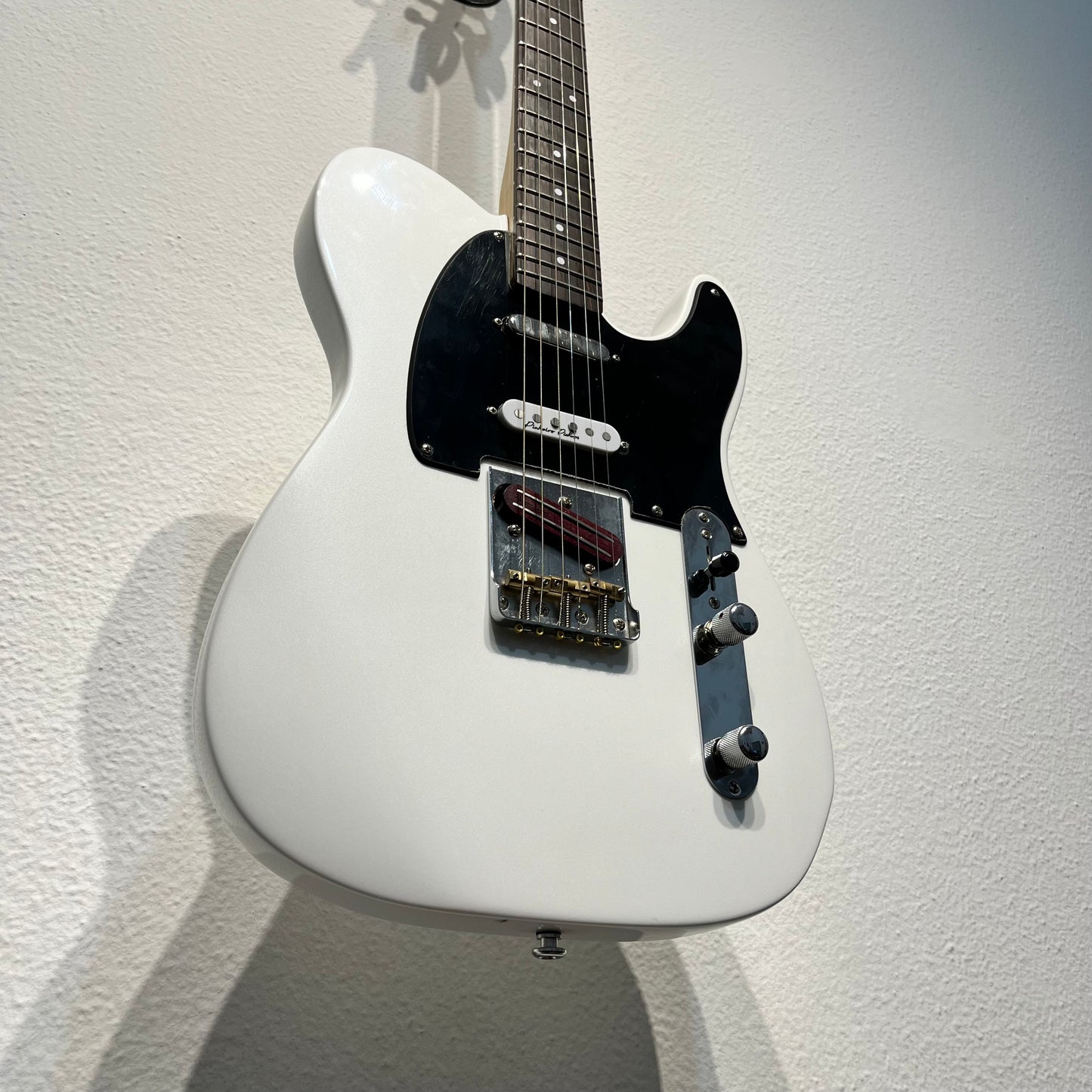 Guitarra Nashville Tele Pearl White Pinheiro Guitars - Semi Nova Revisada