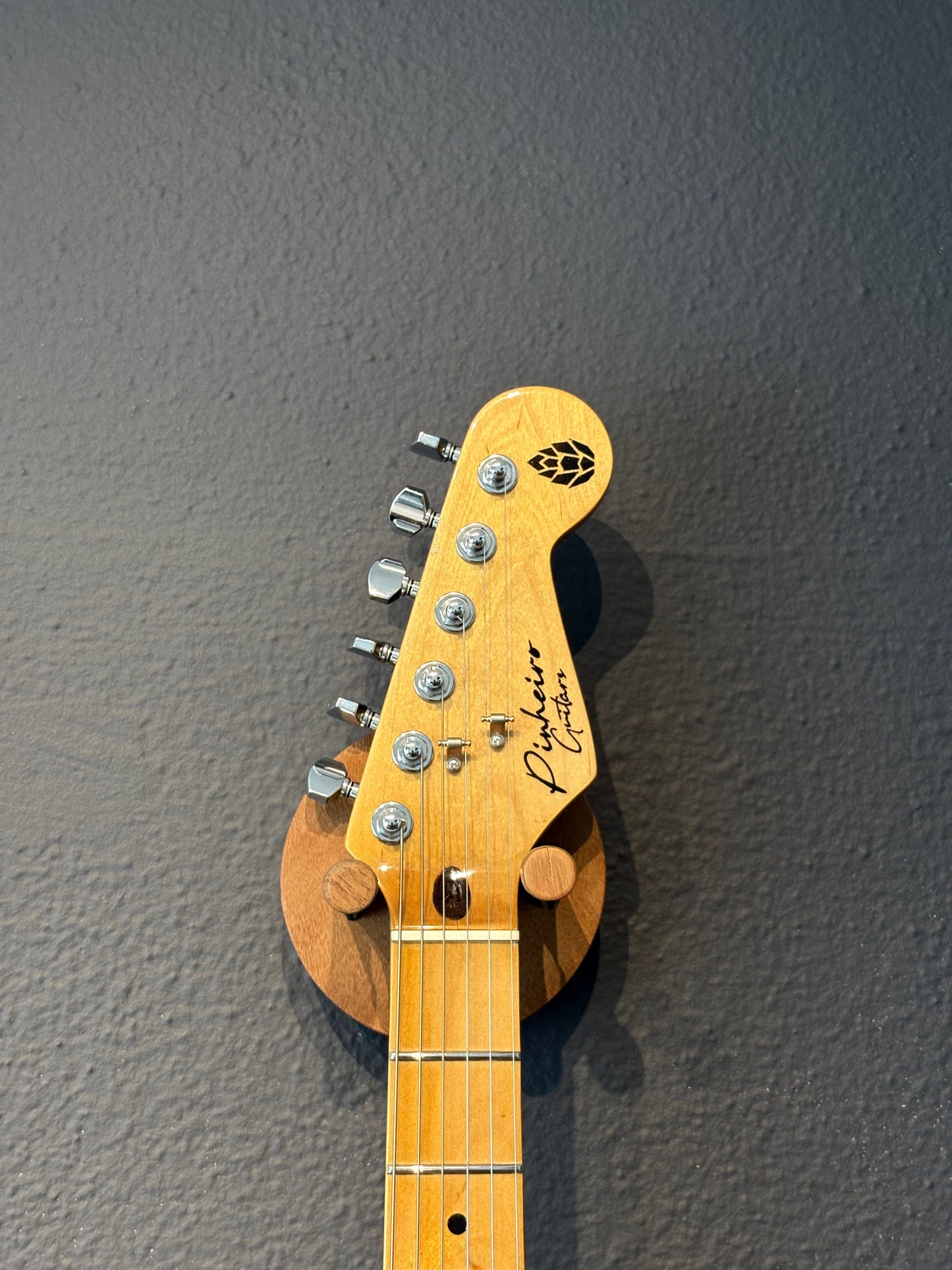 Guitarra Black Strat - Pinheiro Guitars - David Gilmour Inspired