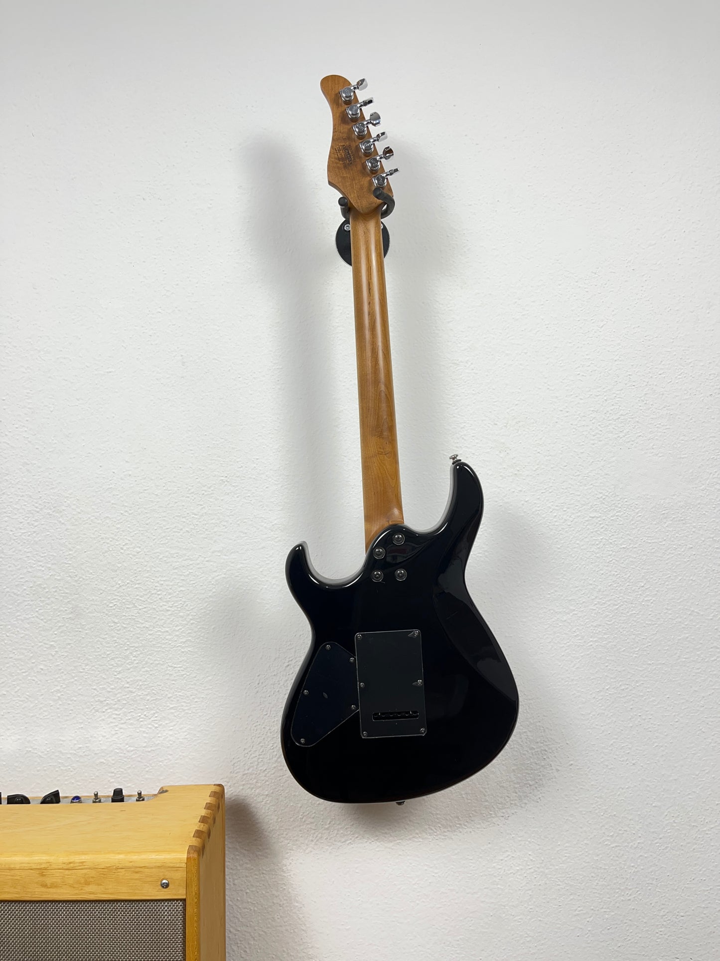 Guitarra Cort G300 Pro Seymour Duncan Traste Inox