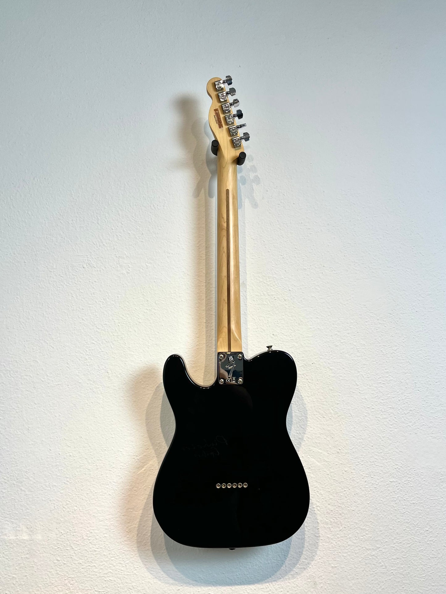 Guitarra Fender Player Telecaster – Black, Maple Fingerboard