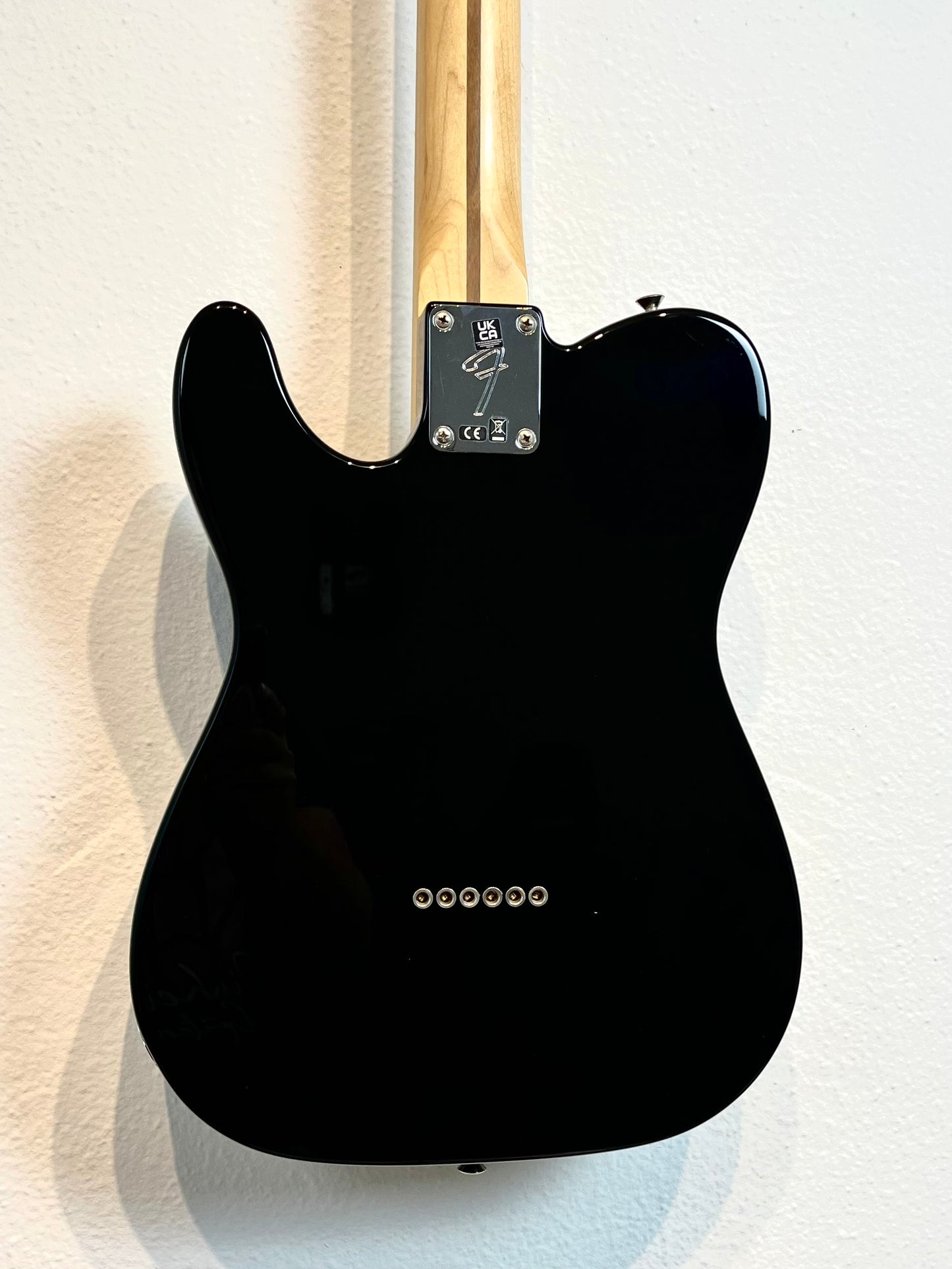 Guitarra Fender Player Telecaster – Black, Maple Fingerboard