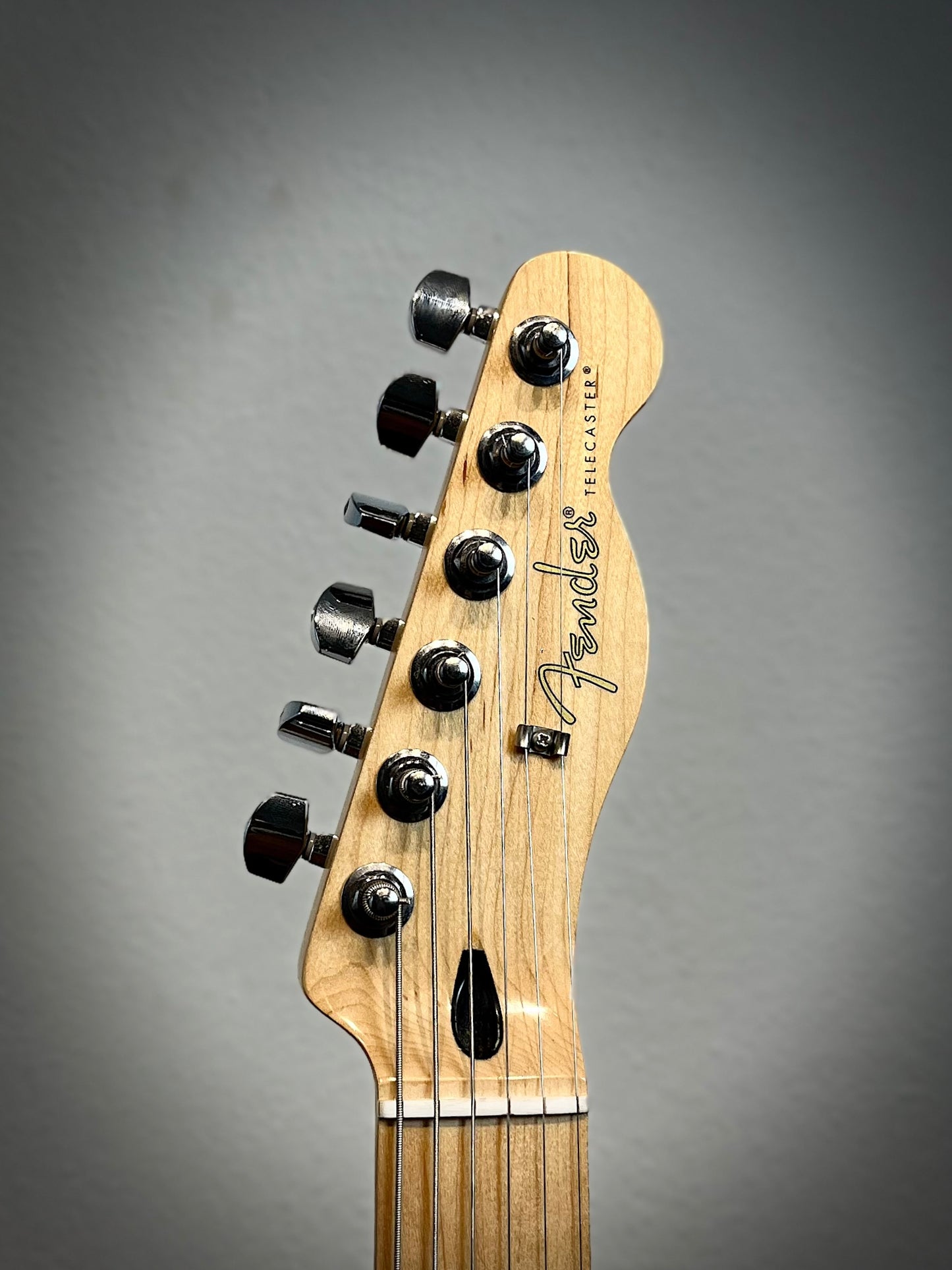 Guitarra Fender Player Telecaster – Black, Maple Fingerboard