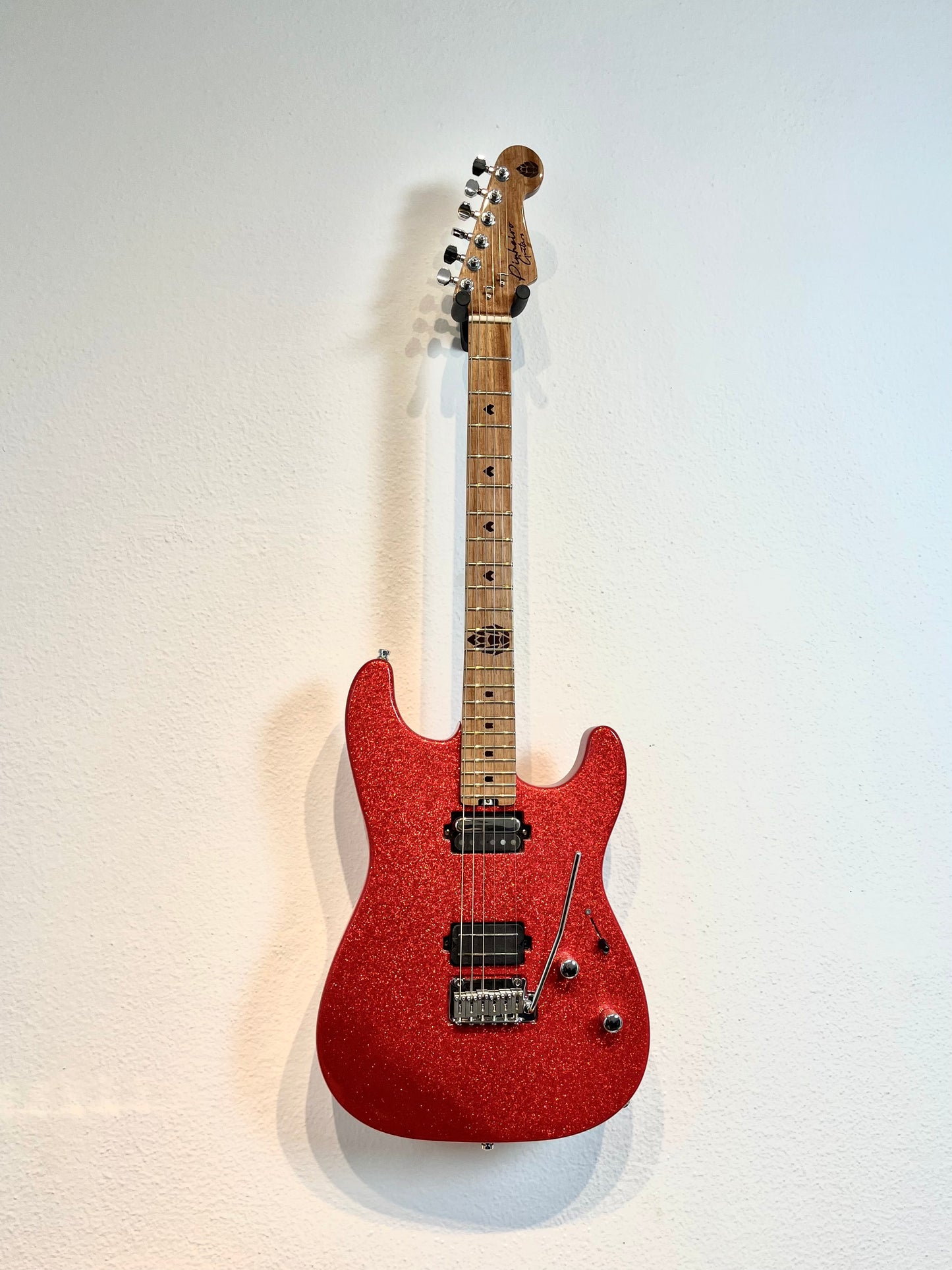 Guitarra Super Strato Glam Red Sparkle HH Split Custom - Pinheiro Guitars