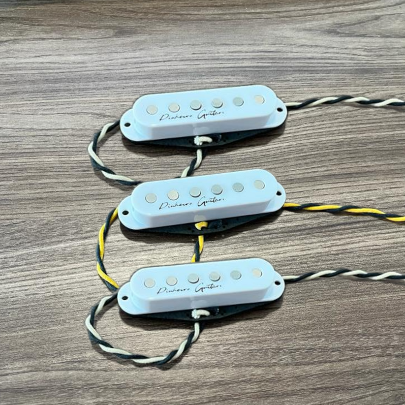 Strat EC50 - Single Coils