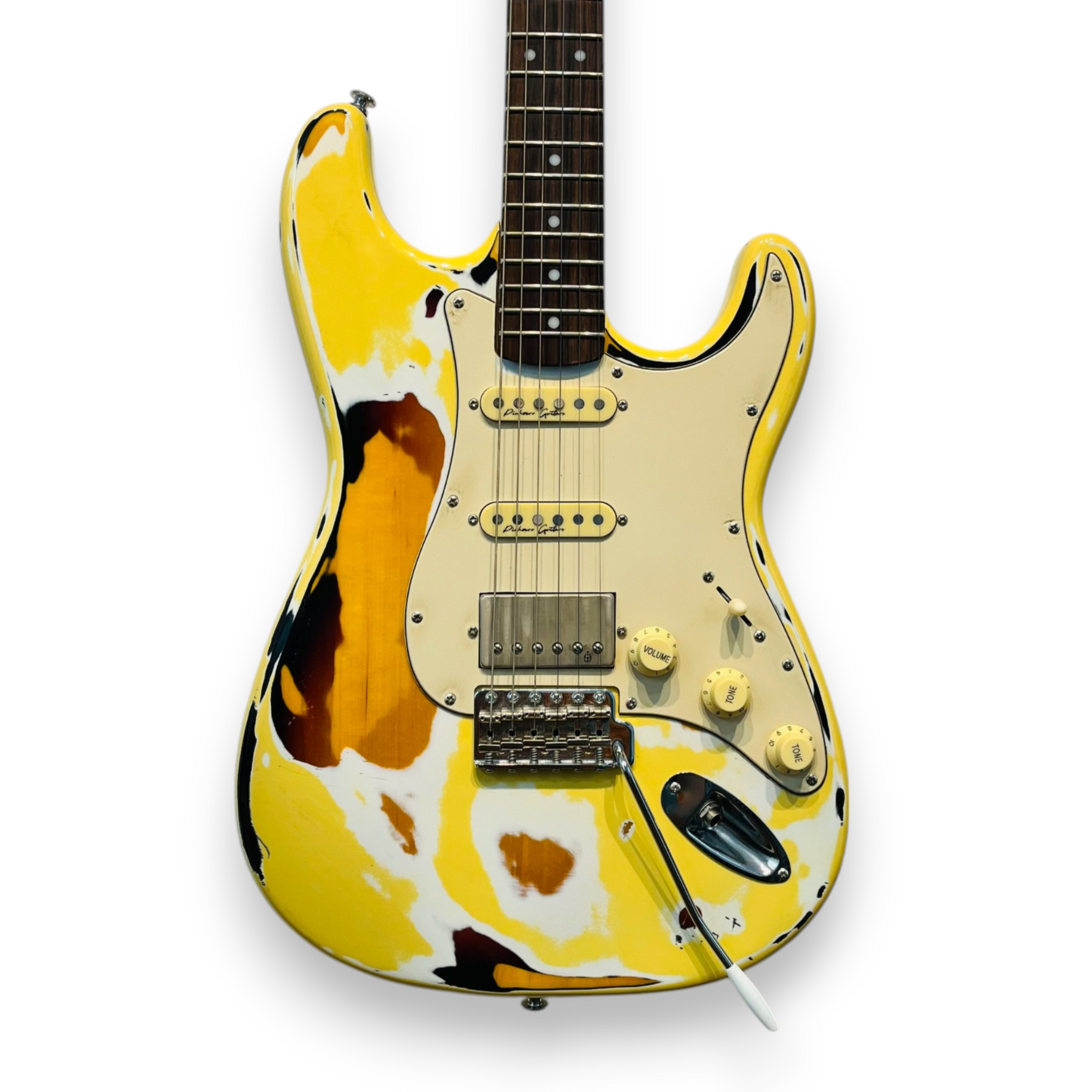 Guitarra Strato Heavy Relic Cream HSS Pinheiro Guitars