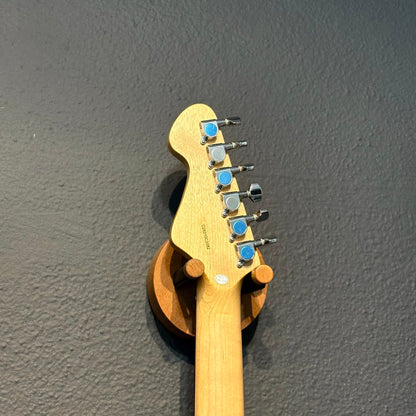 Guitarra Vogga Stratocaster Sunburst + Blues Trio Pinheiro Pickups