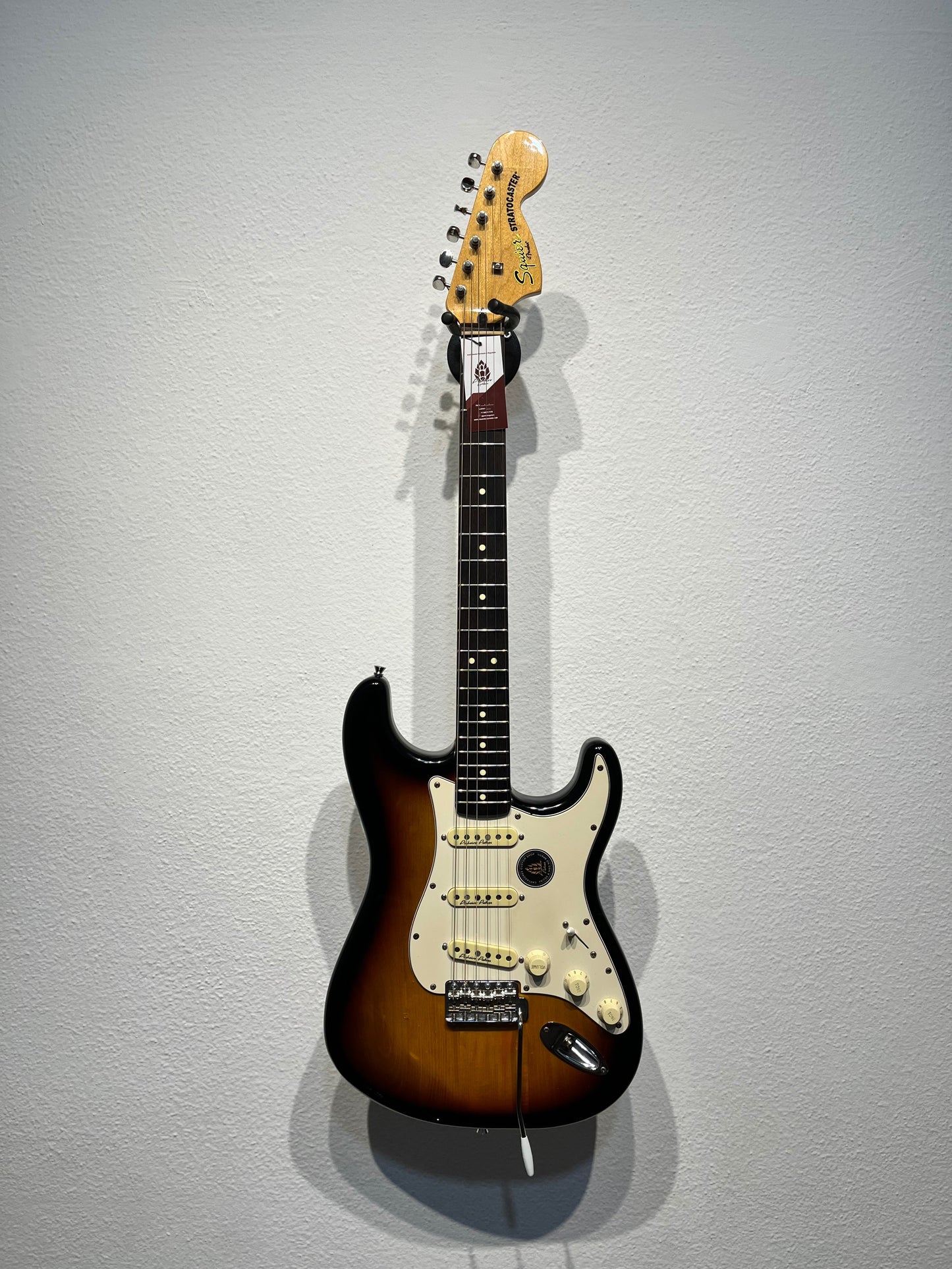 Guitarra Squier Strato Gotoh Roslen + Pinheiro Pickups