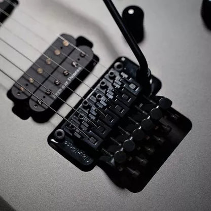 Guitarra Cort X500 Menace Black Satin Seymour Duncan Floyd