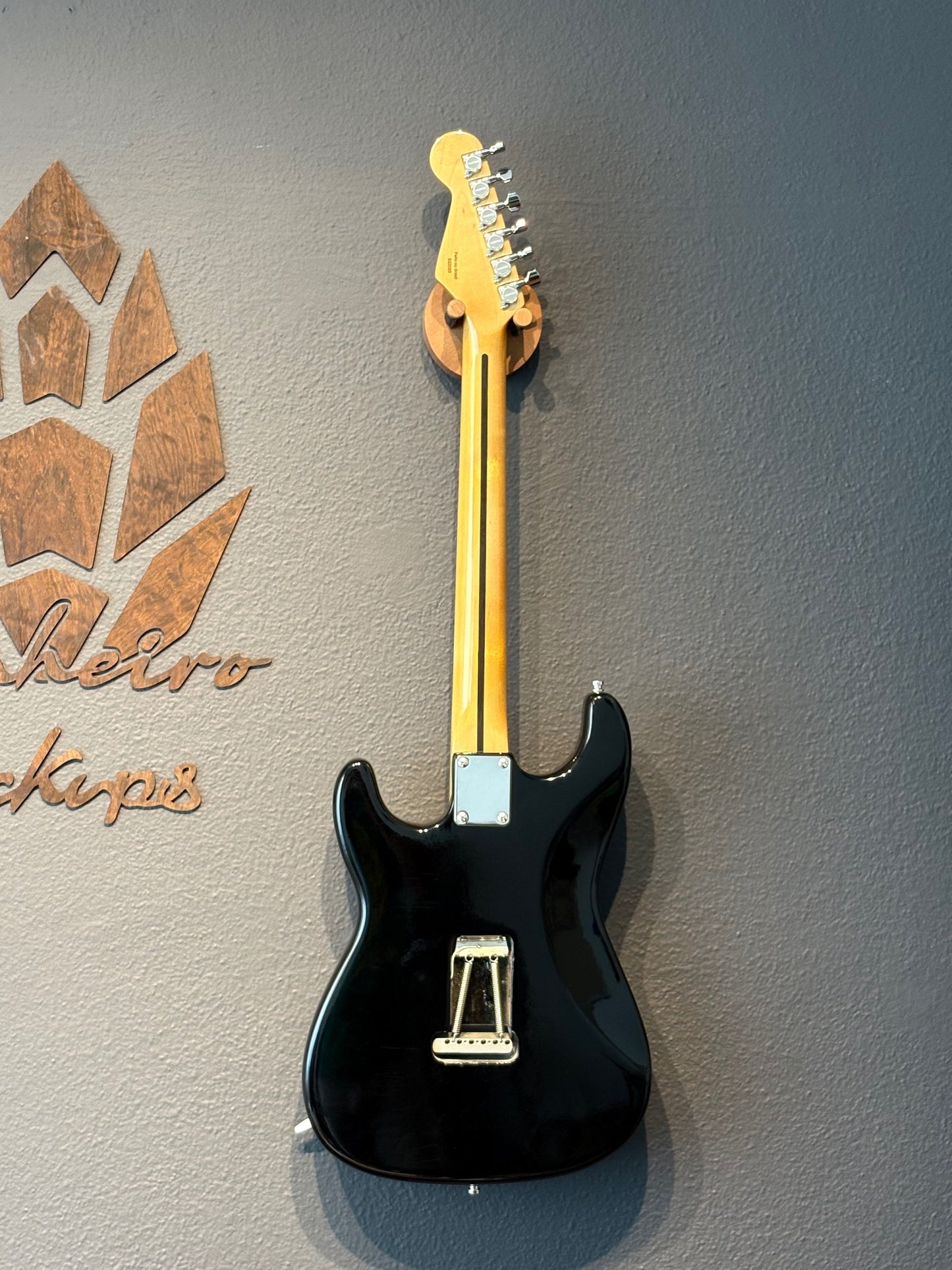 Guitarra Black Strat - Pinheiro Guitars - David Gilmour Inspired