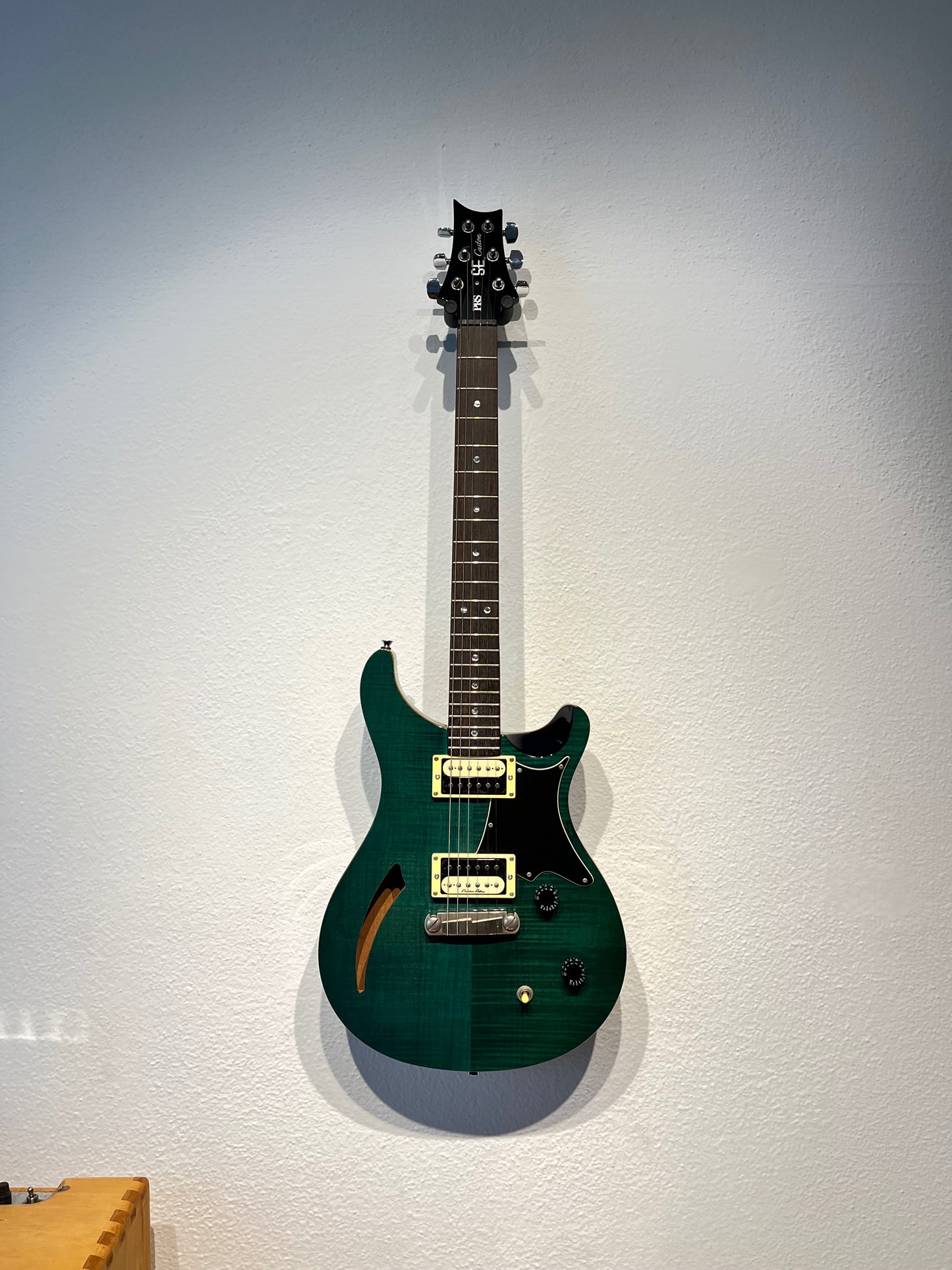 Guitarra Prs Se Custom Semi Hollow Korea + Captadores Thorn Pinheiro Pickups