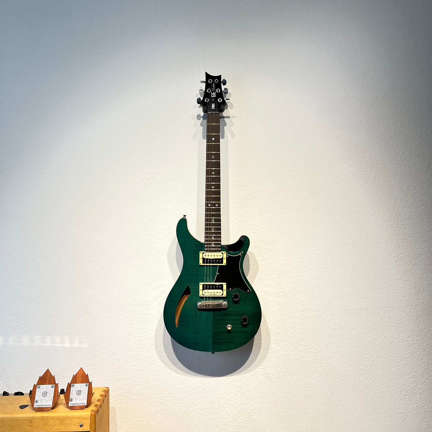 Guitarra Prs Se Custom Semi Hollow Korea + Captadores Thorn Pinheiro Pickups