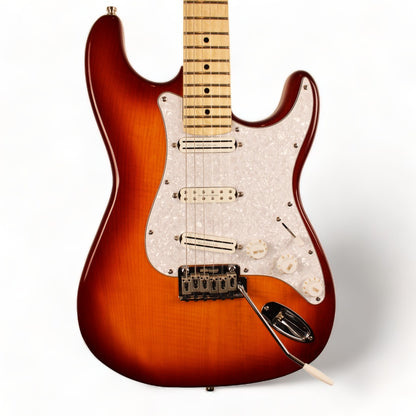 Guitarra Strato Sienna Burst Pinheiro Guitars