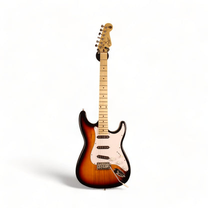 Guitarra Strato Eco 58 Sunburst Pinheiro Guitars
