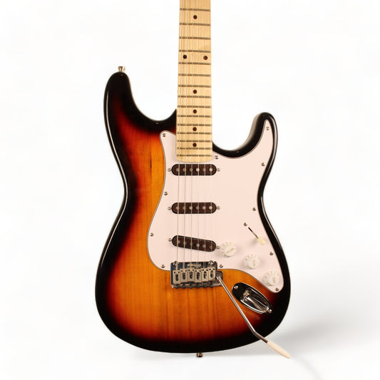 Guitarra Strato Eco 58 Sunburst Pinheiro Guitars