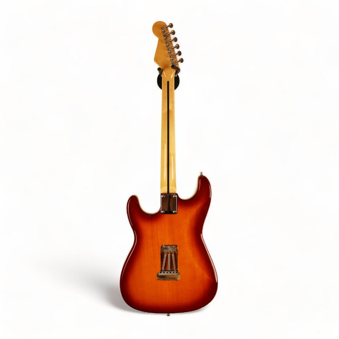 Guitarra Strato Sienna Burst Pinheiro Guitars