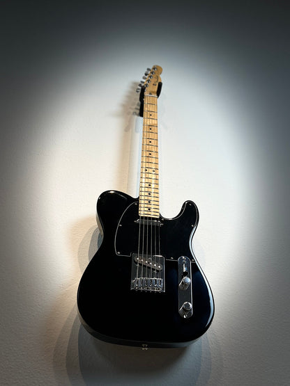Guitarra Fender Player Telecaster – Black, Maple Fingerboard