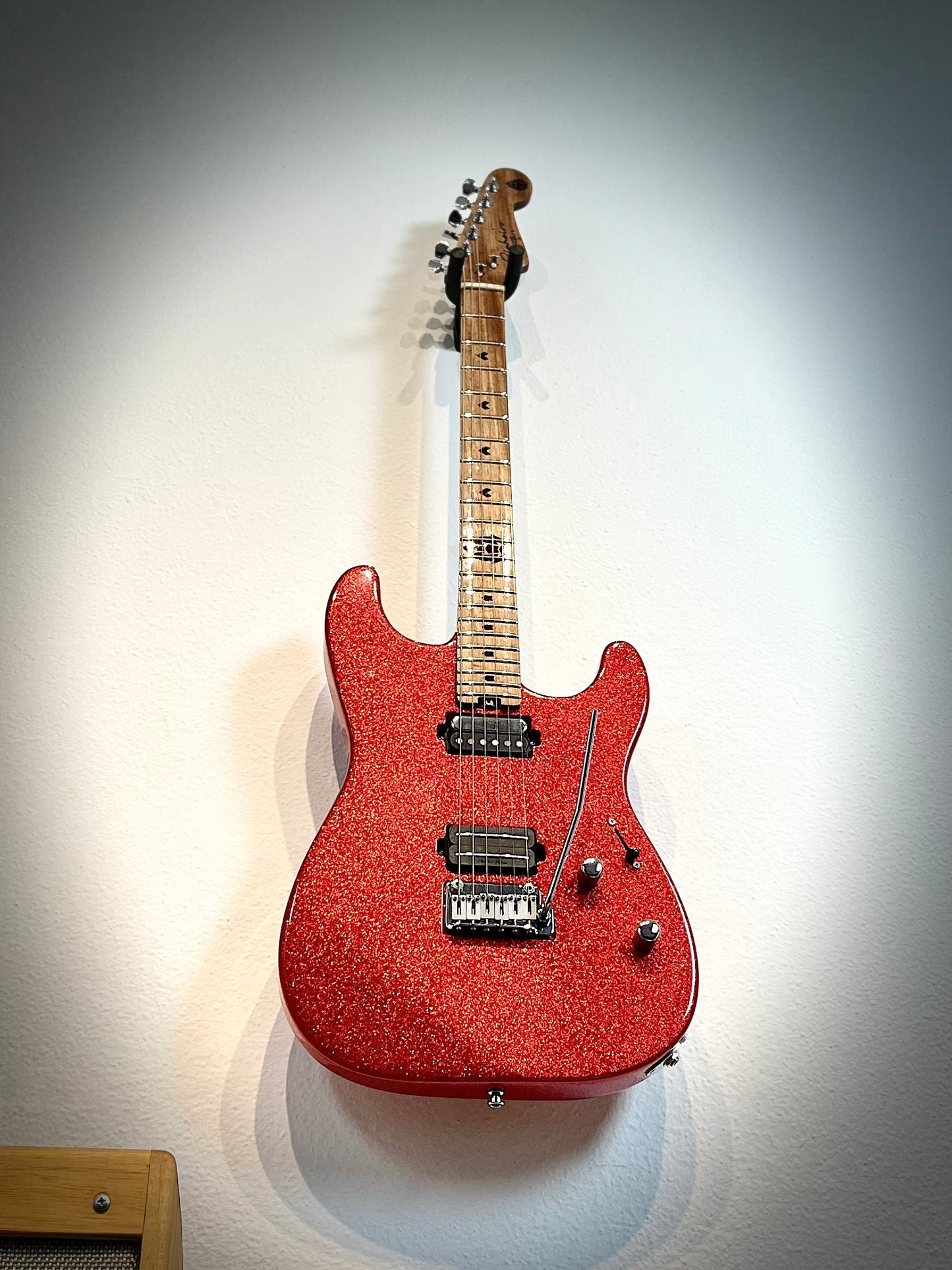 Guitarra Super Strato Glam Red Sparkle HH Split Custom - Pinheiro Guitars