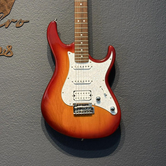 Guitarra Cort G250 TAB + HSS Noiseless Pinheiro Pickups