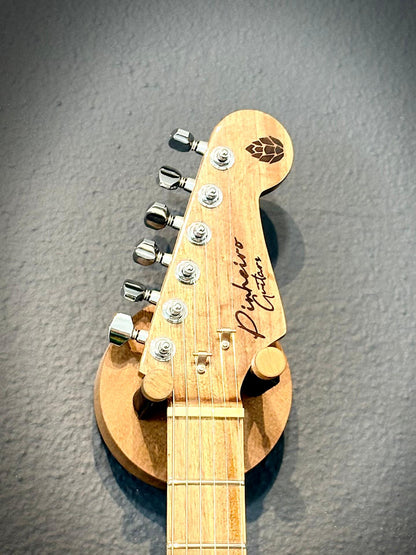 Guitarra Super Strato Glam Red Sparkle – Pinheiro Guitars