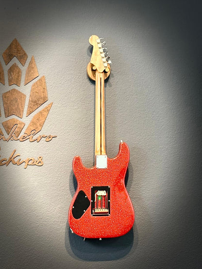 Guitarra Super Strato Glam Red Sparkle – Pinheiro Guitars