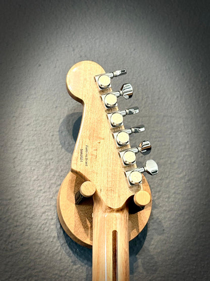 Guitarra Super Strato Glam Red Sparkle – Pinheiro Guitars